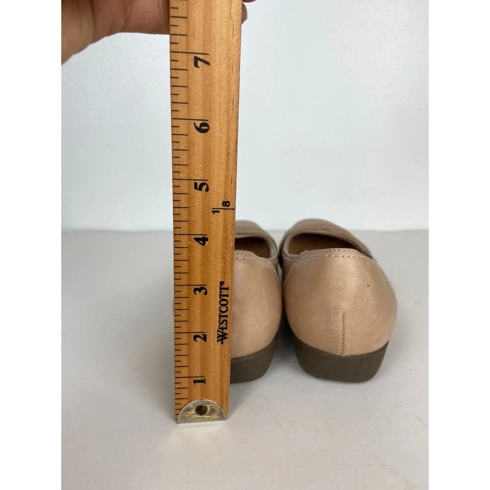 Clarks Bendables Leather Pleated Round Toe Shoes Beige 10 M Comfort Flats Career
